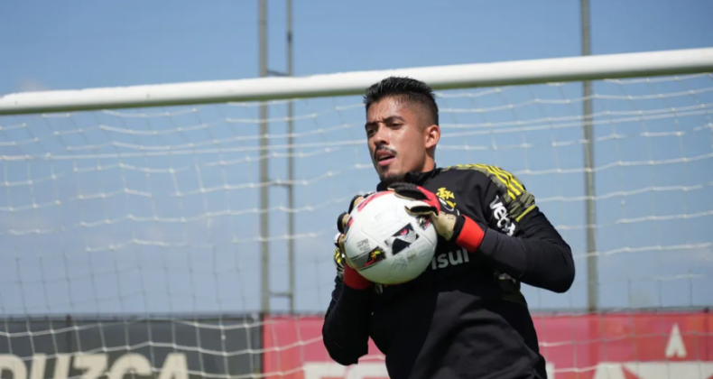 Inter encaminha venda do goleiro Daniel para time da MLS