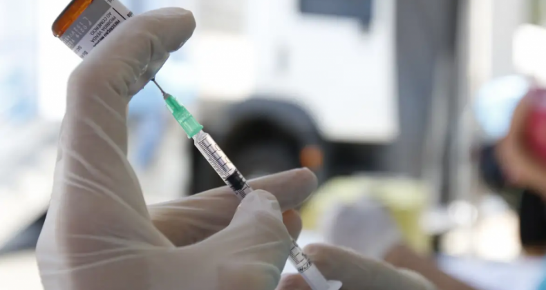 Casos de sarampo tiveram aumento de 34 vezes em 2025, alerta Opas