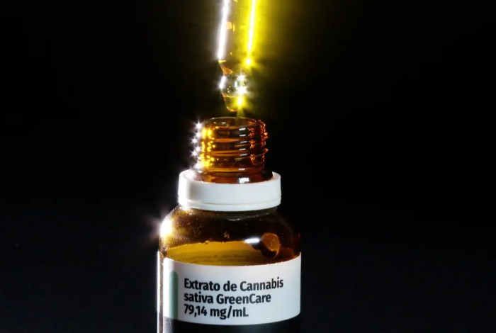 Farmácias de manipulação poderão vender produtos à base da planta