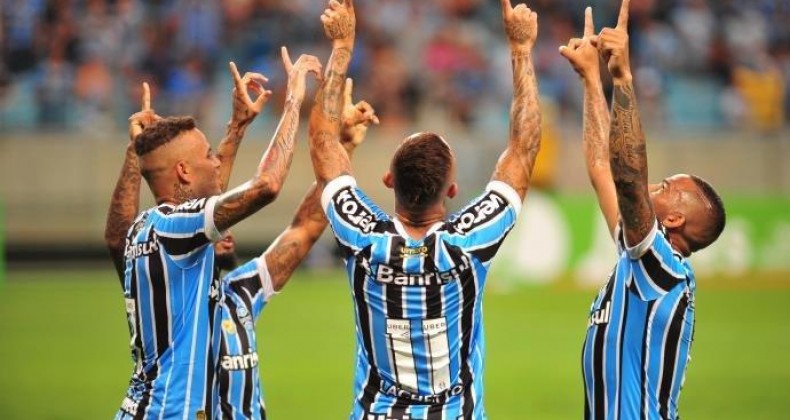 Grêmio goleia o Juventude e assume a liderança do Gauchão