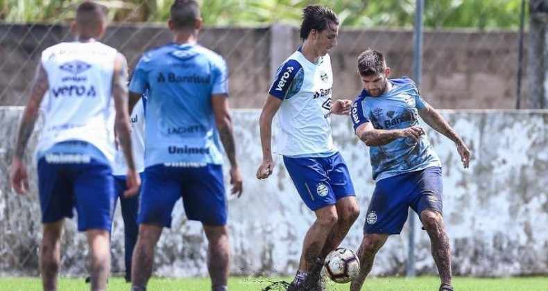 Grêmio encerra preparação para enfrentar o CSA com treino fechado