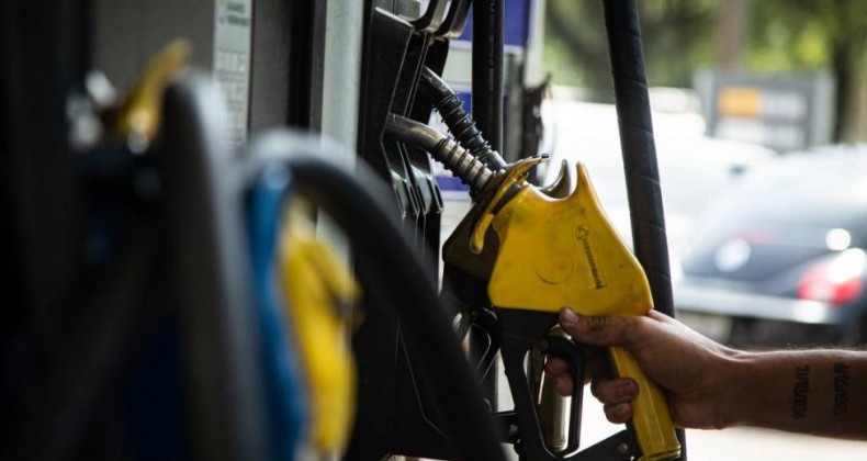 Governo define mistura de biodiesel ao diesel em 10% para 2022