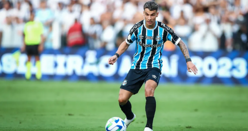 Grêmio avança com o São Paulo e fica perto de acertar venda de Ferreira